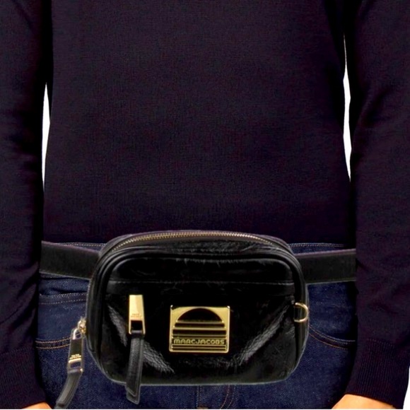 Marc Jacobs Handbags - NWOT CLASSIC MARC JACOBS
Small Leather Waist Bag